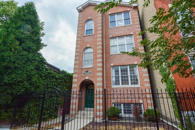 Building Photo - 1470 W Ohio St