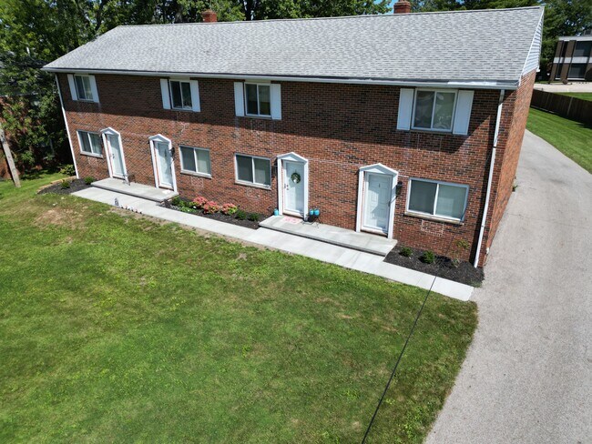 Building Photo - 215 Kenridge Rd