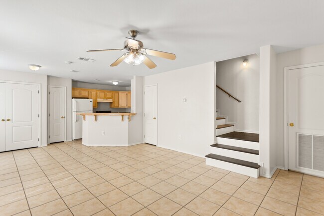 Building Photo - 730 Sonesta Ct