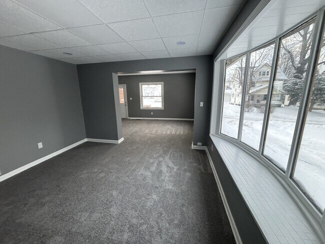 Foto del edificio - 2121 2nd St SE