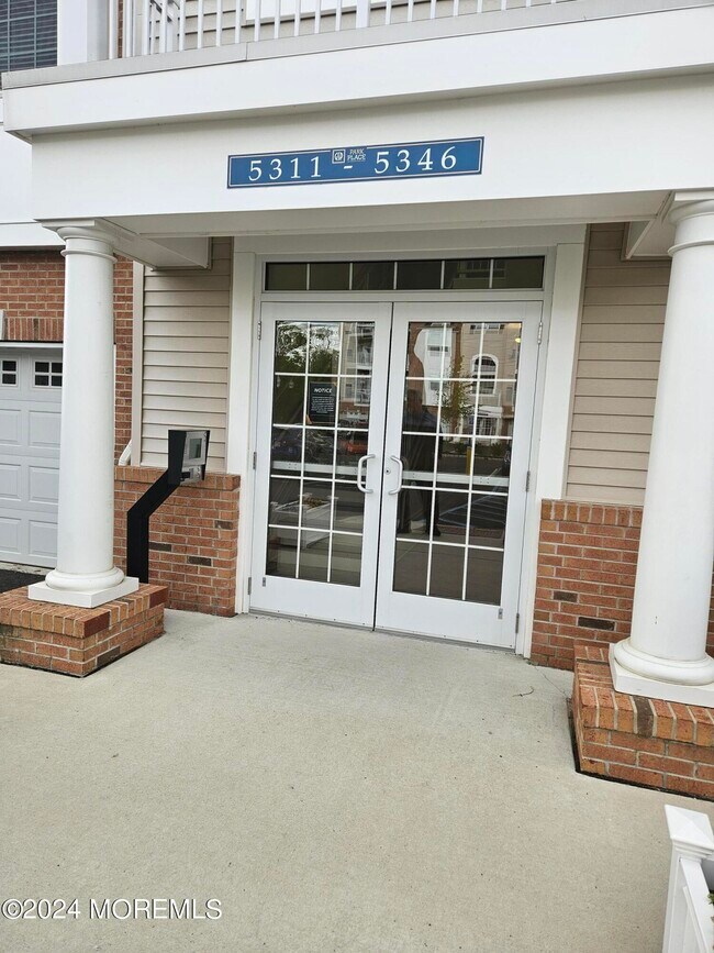 Building Photo - 5313 Palomino Ct