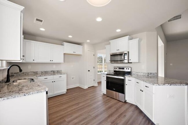 Building Photo - 13836 Molly Madeline Ln