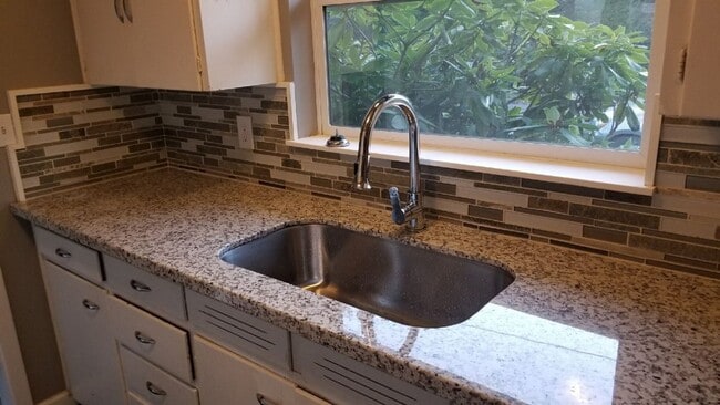 Photo - Great Home in the Burlingame area