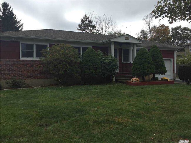 Building Photo - 30 Sinclair Dr