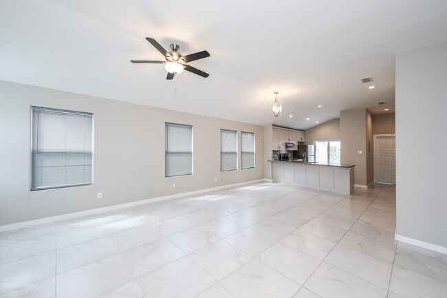 Building Photo - 7106 EL MESON DR