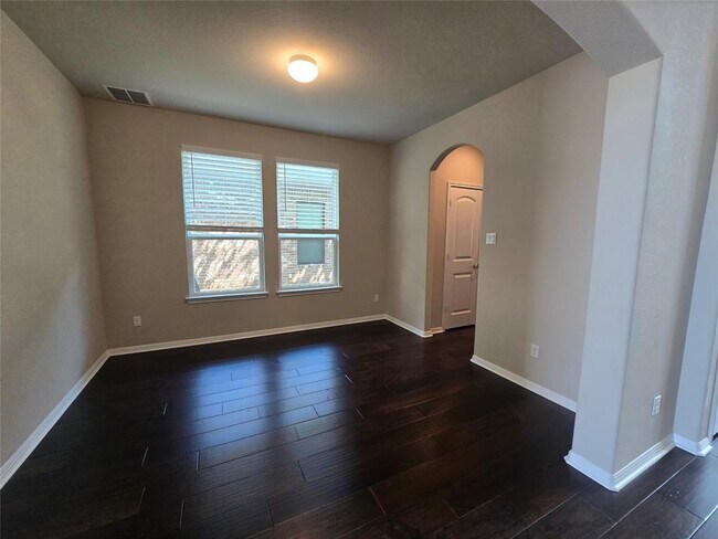 Building Photo - 1613 Rimstone Dr