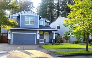 Building Photo - 21226 SW Ladyfern Dr