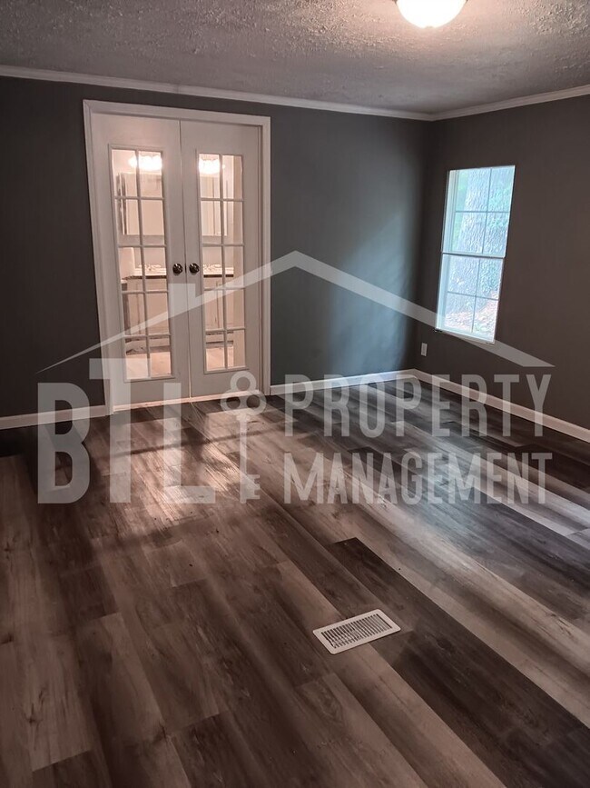 Foto del edificio - Peaceful 3 bedroom 2 bath home down Indian Point