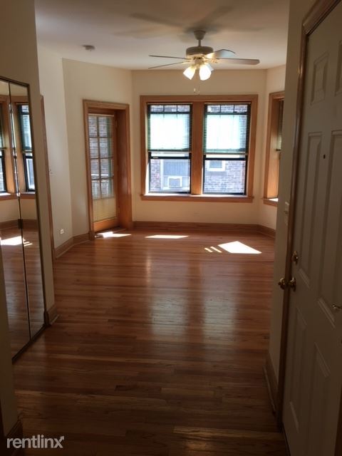 Building Photo - 5322 S Harper Ave