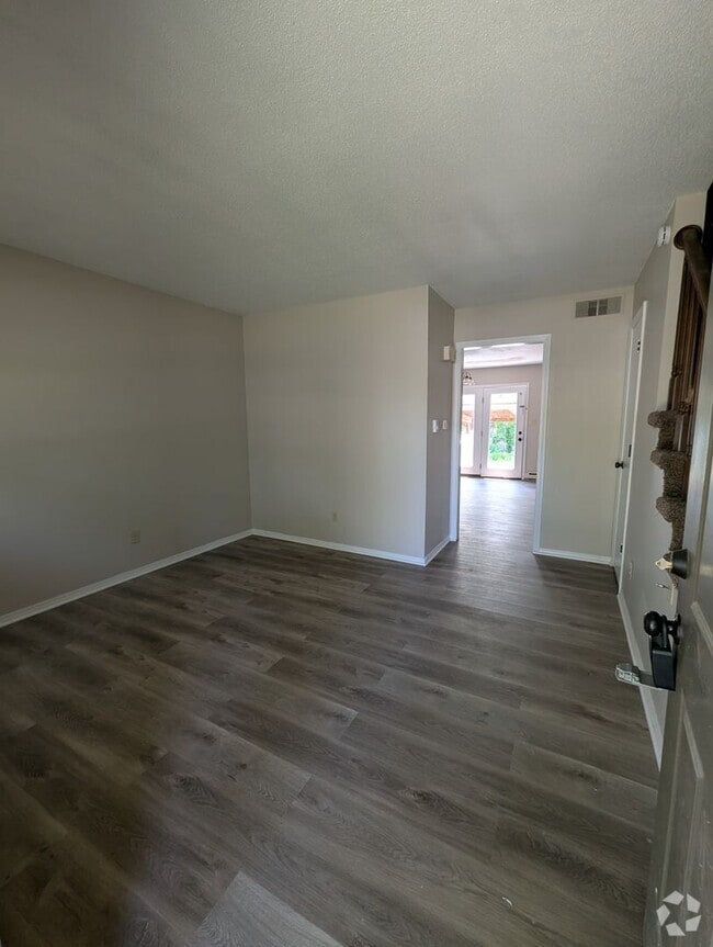 Building Photo - 4408 W Bellview Dr