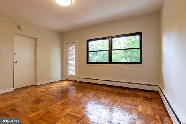 Building Photo - 540 W Sedgwick St