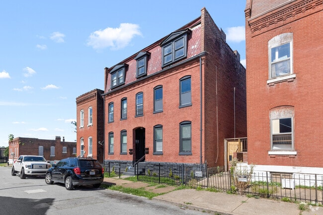 Building Photo - 2317 Indiana Ave