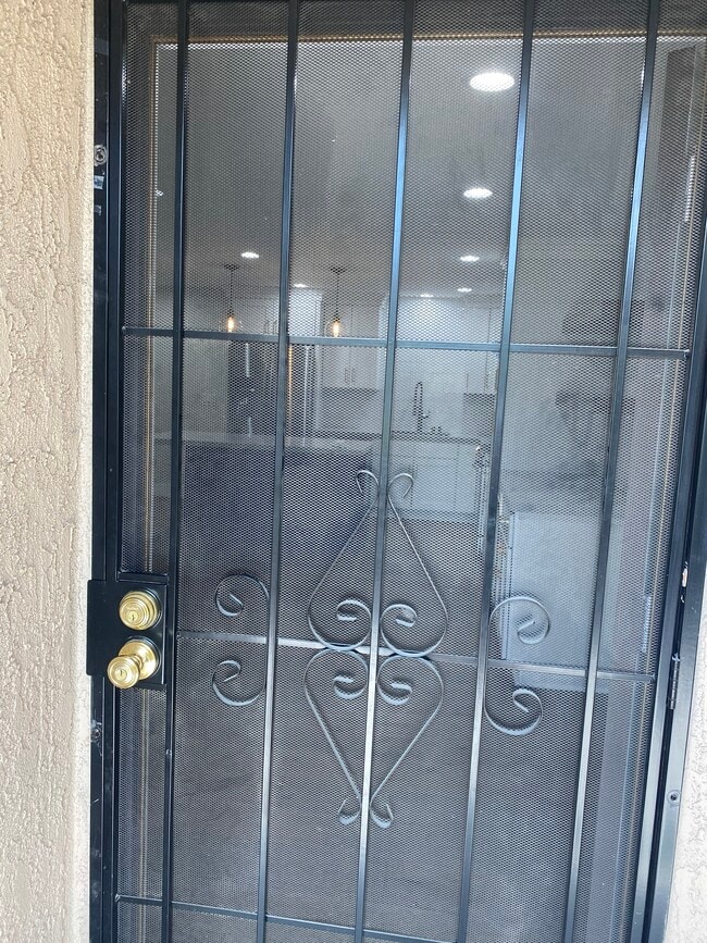 Building Photo - 7890 E Spring St