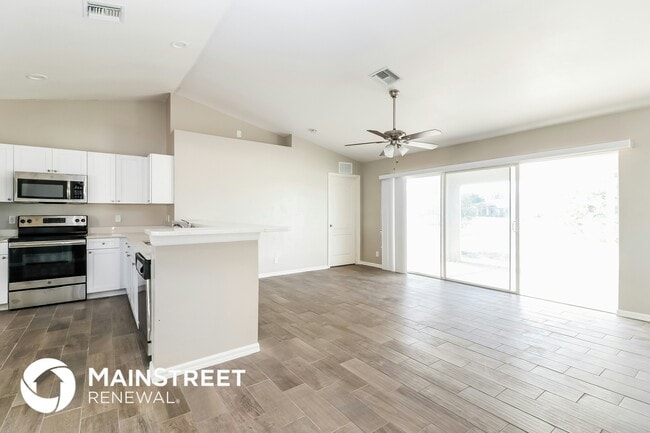 Building Photo - 1713 NW 12th St