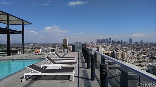 Building Photo - 3810 Wilshire Blvd
