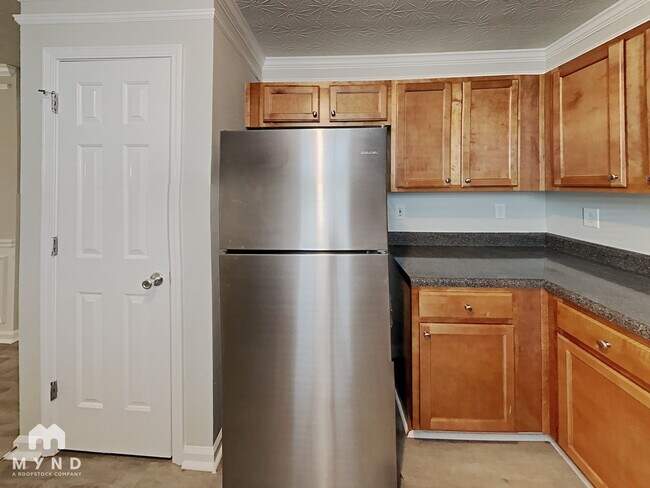 Foto del edificio - 2429 Wood Bend Ln