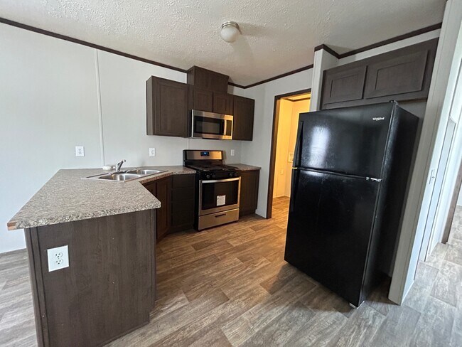 Foto del edificio - 733 Ascot Cir
