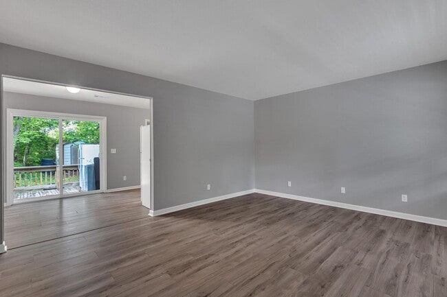 Building Photo - Charming 2-Bedroom Home in Desirable Wilmi...