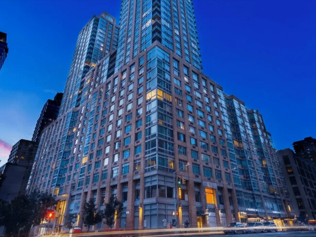 Photo - 21 West End Ave Apartment