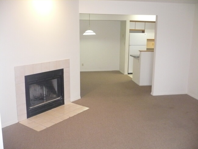 Foto del edificio - 4 Hartwell Ct
