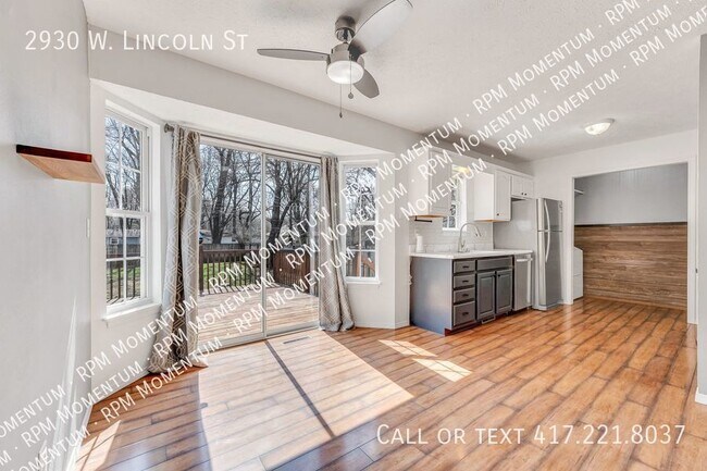 Building Photo - CUTE 3 BEDROOM/2 BATH  1 CAR GARAGE HOME!