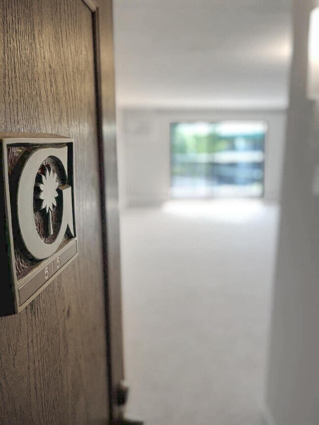Condo Entrance - 10411 Cedar Lake Rd