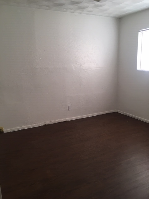 Foto del edificio - 321 SW 5th St