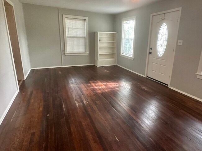 Photo - 1008 Peak St House