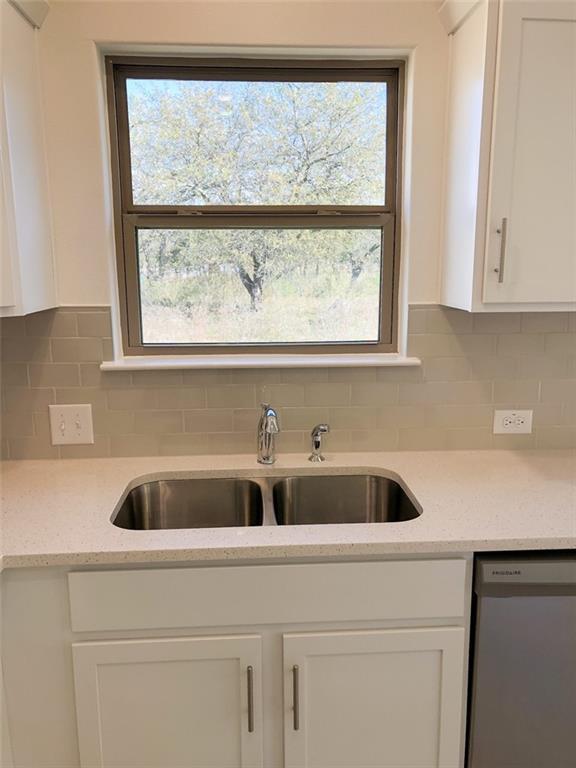 Foto del edificio - 863 Pine Ln