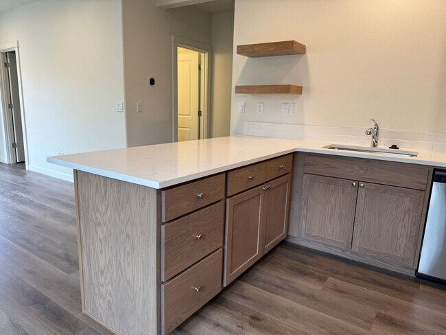 Foto del edificio - Brand New Stunning 3 Bed/2.5 Bath Townhouse-Old Farm District