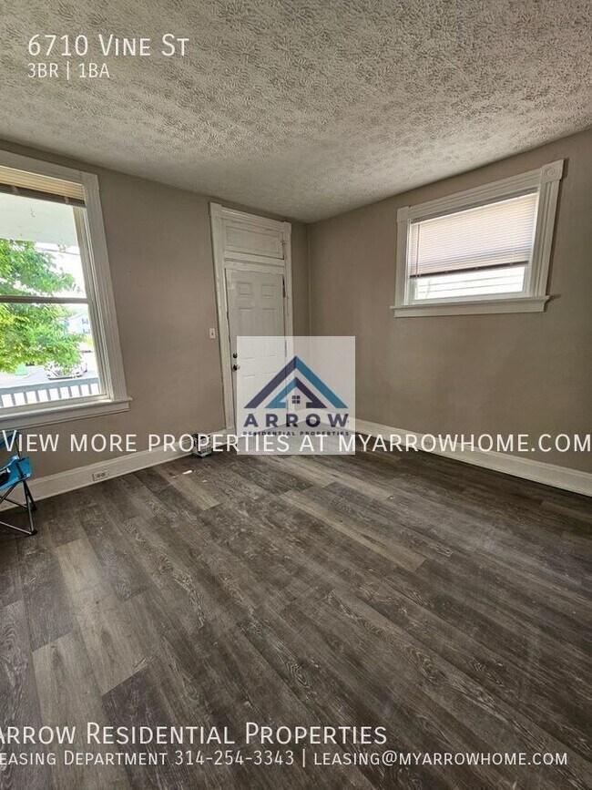 Building Photo - 6710 Vine St