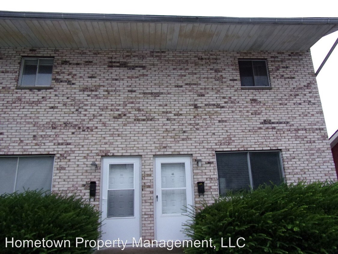 Primary Photo - 431 Victoria Ave