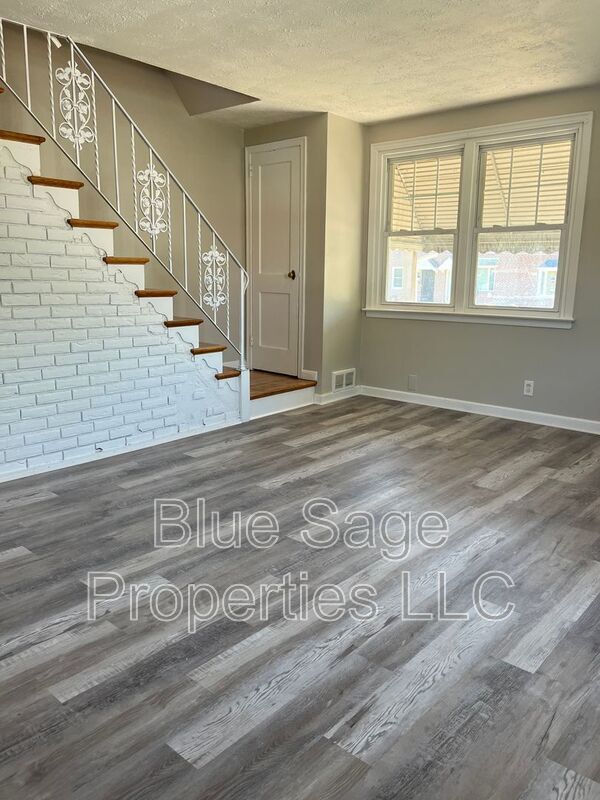 Foto del edificio - 15 King Ave