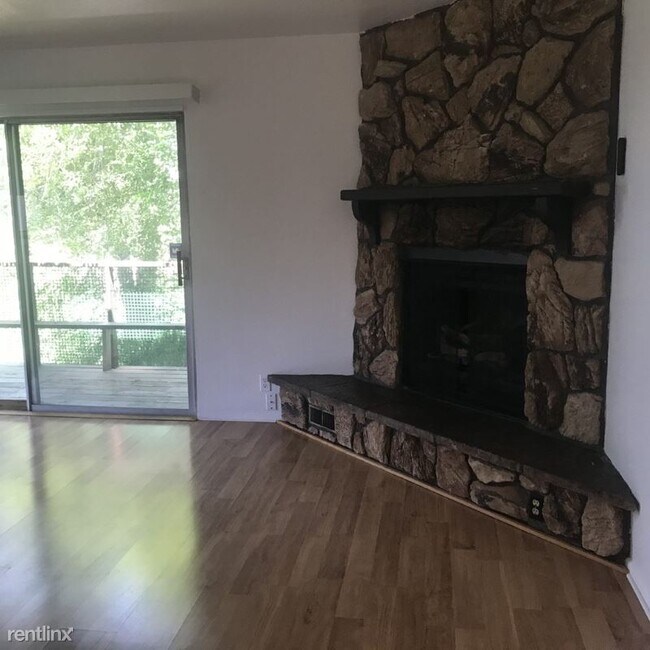 Building Photo - 2 br, 2 bath House - 2594 S Forest Dale Cir
