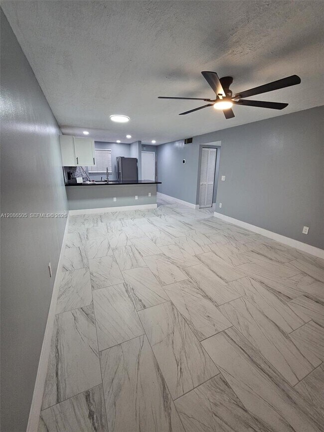 Foto del edificio - 2800 NW 56th Ave