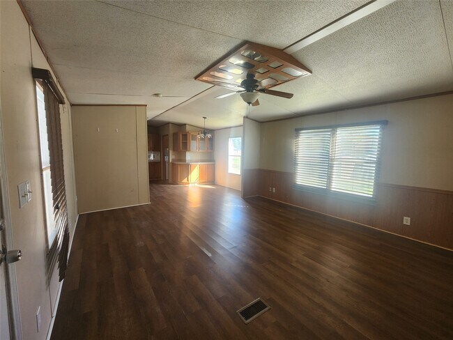 Foto del edificio - 21337 W Knox Dr