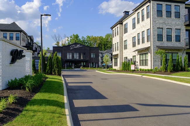 Building Photo - DAF - Dalton Residences