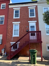 Building Photo - 916 Ramsay St