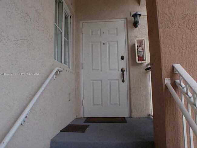 Foto del edificio - 1250 SE 26th St