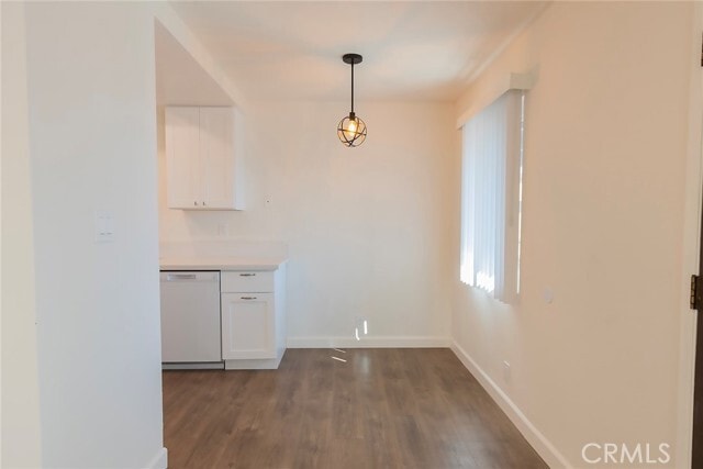 Building Photo - 819 S Meyler St