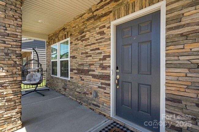 Building Photo - 613 Cedar Knoll Cir