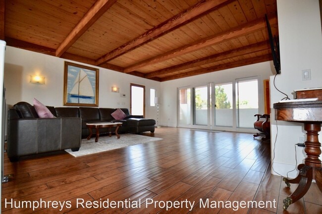 Building Photo - 3 br, 2 bath House - 13711 Mercado Dr