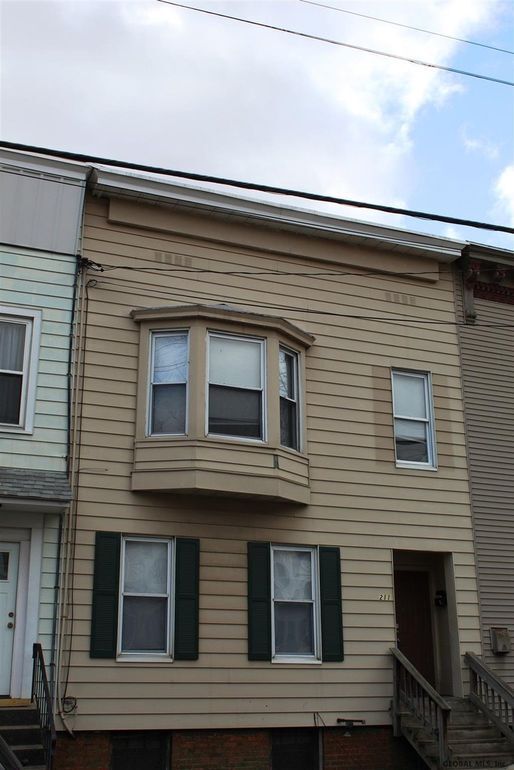Primary Photo - 211 Partridge St