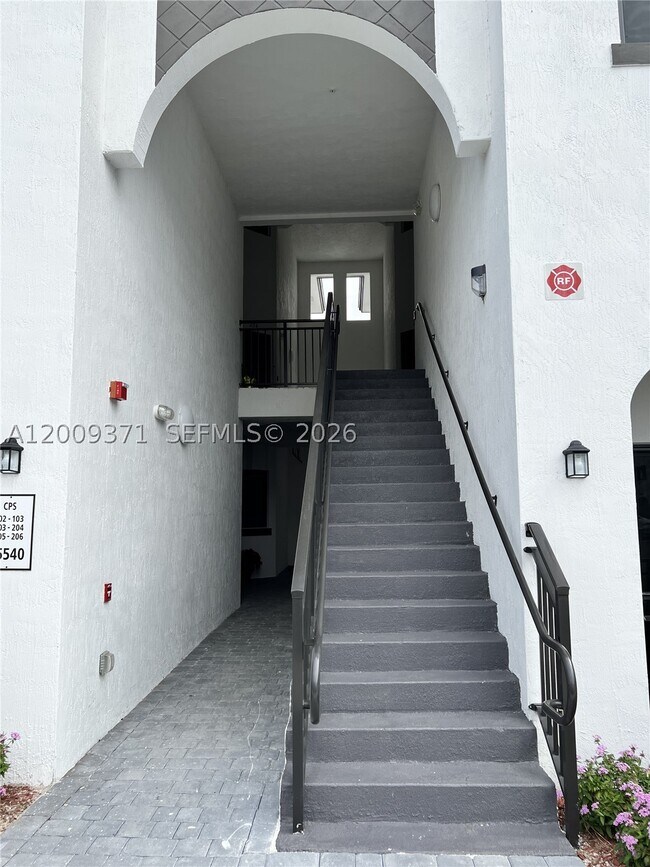 Foto del edificio - 15540 SW 136th St