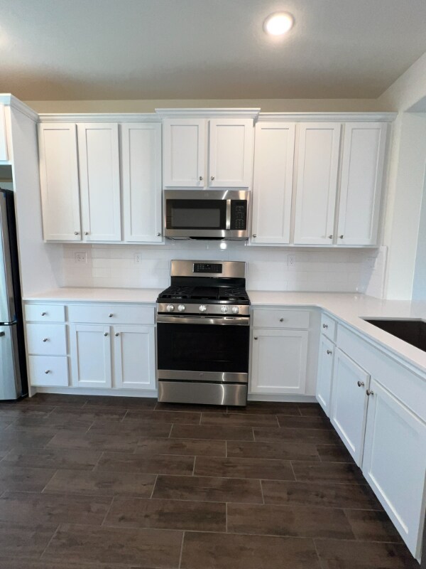 Building Photo - 2319 Hartford Dr