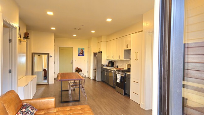 dining room/kitchen - 11 Walley St