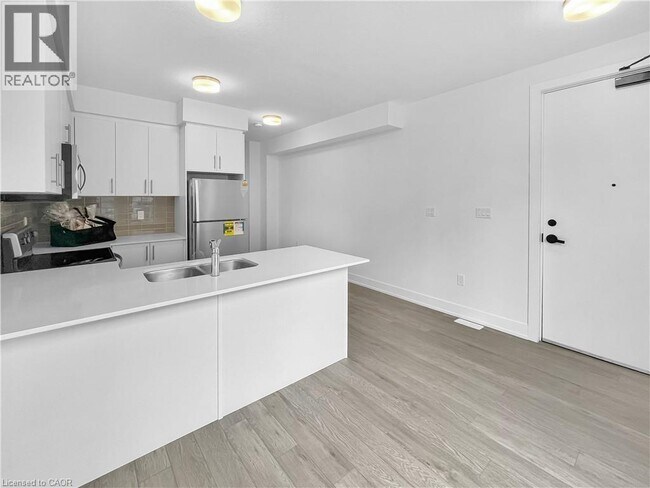 Photo du bâtiment - 99 Roger St