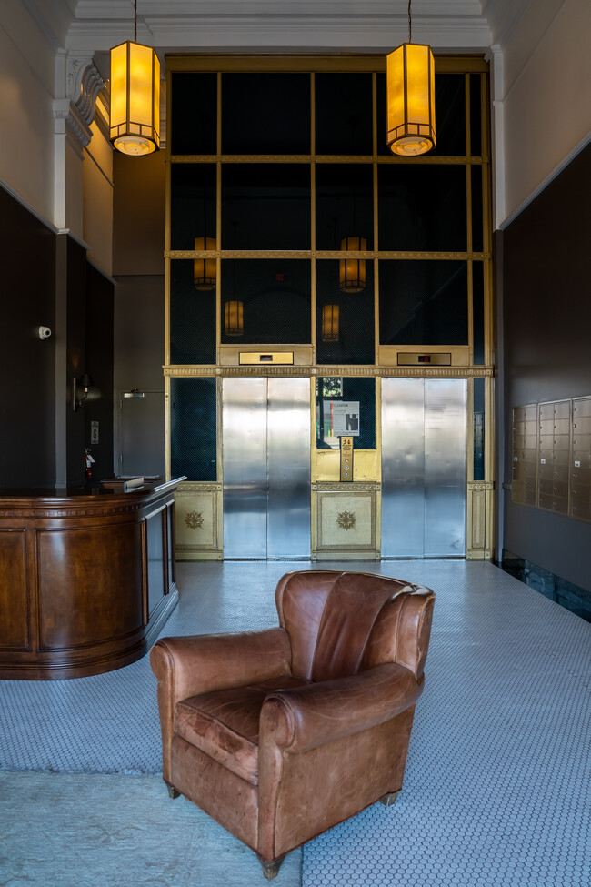 Foto del edificio - 257 S Spring St