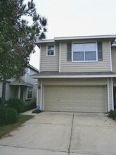Building Photo - 16610 Newglen Ln
