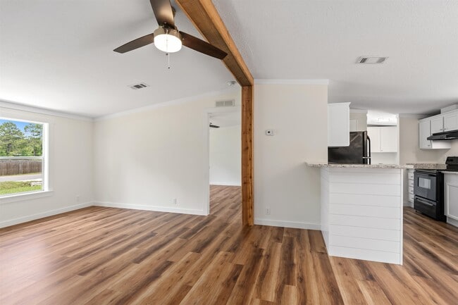 Building Photo - 9860 Baylor Ave